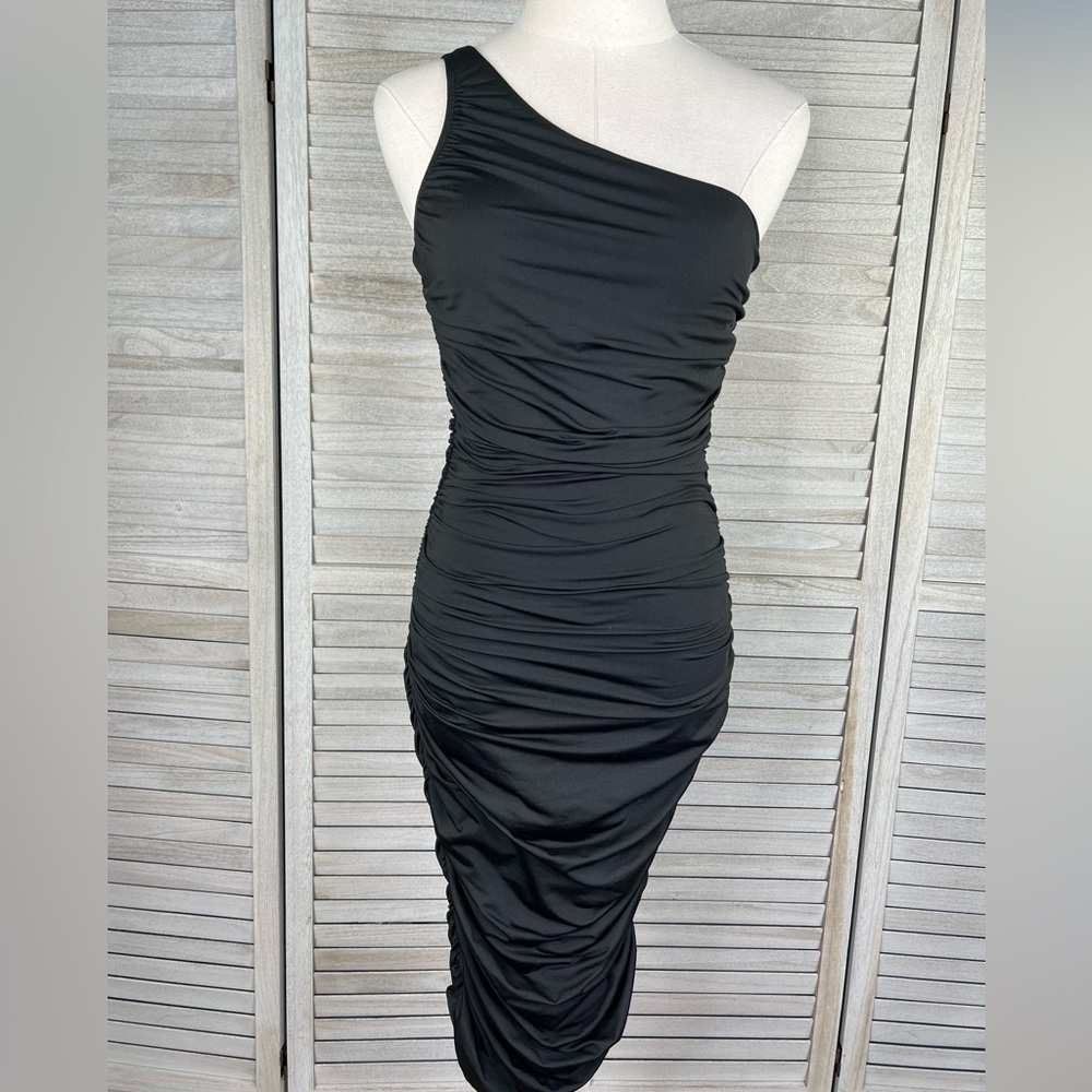FASHION NOVA One Shoulder Stretchy Draped Bodycon Dress Black-Medium